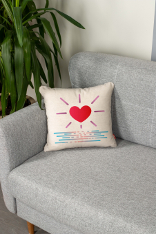 Декоративная подушка на диван • Deco / Деко •   Сердце восход 45 х 45 см